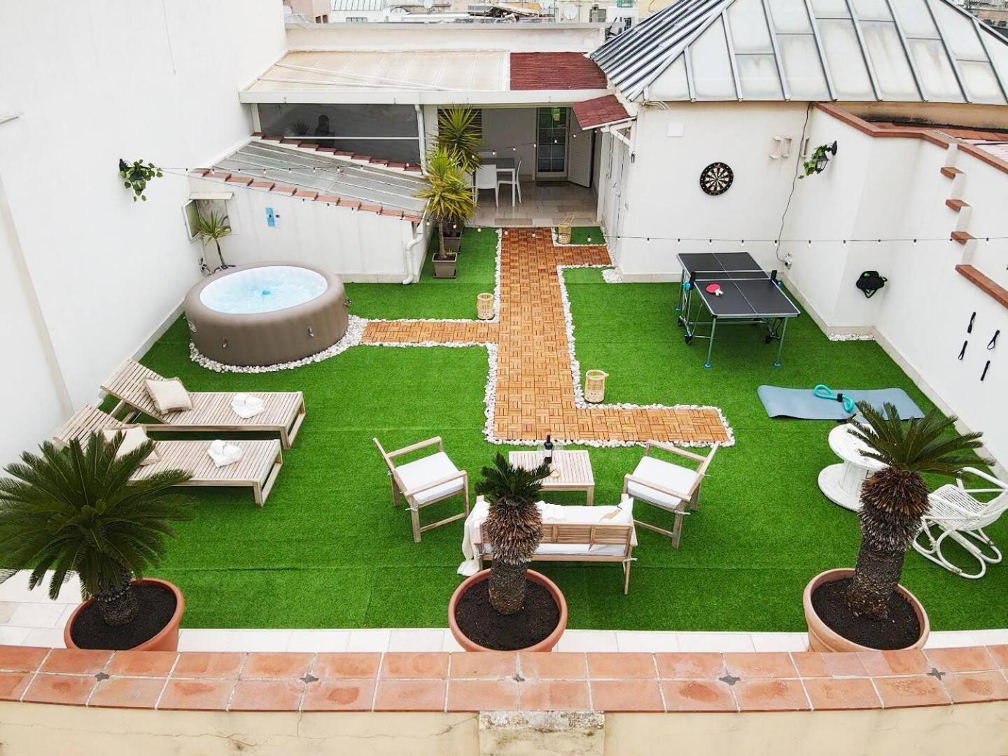 150Mq Rooftop Paradise - Spacious Private Terrace バーリ エクステリア 写真